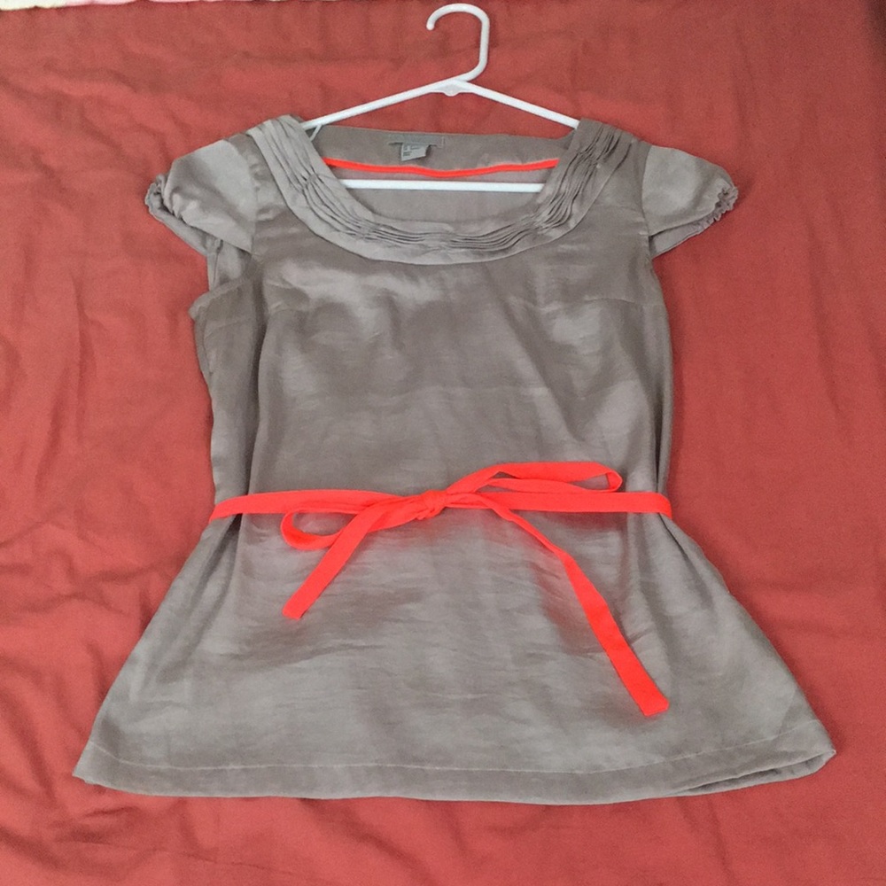 H&M grey blouse with bright orange tie. Sz 4